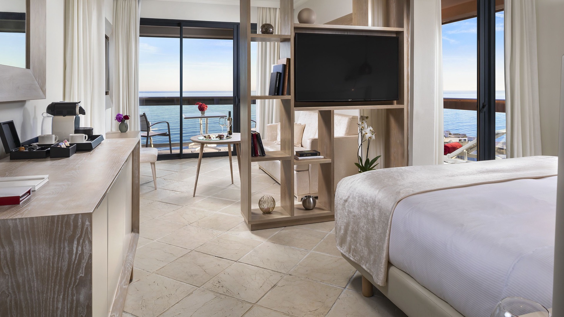 Photo of Bedroom in Golden Mile