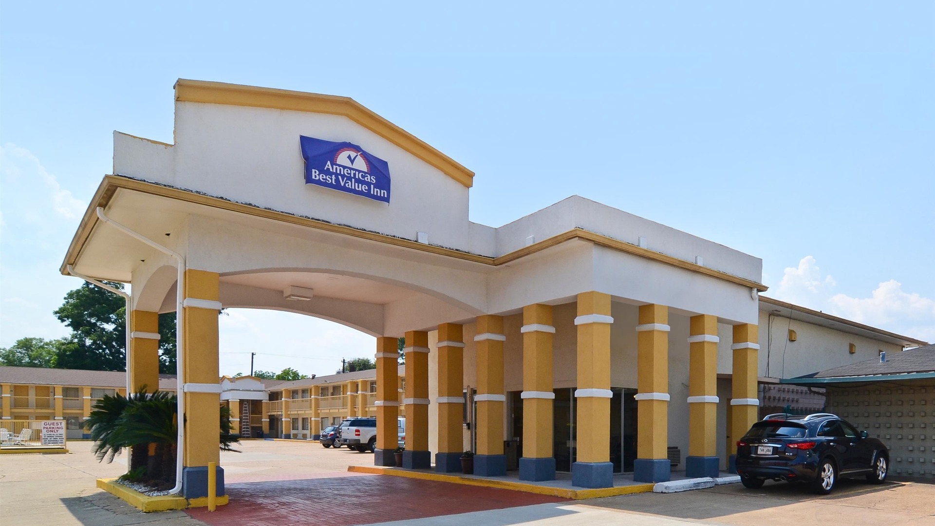 Photo of Outdoor in Alexandria