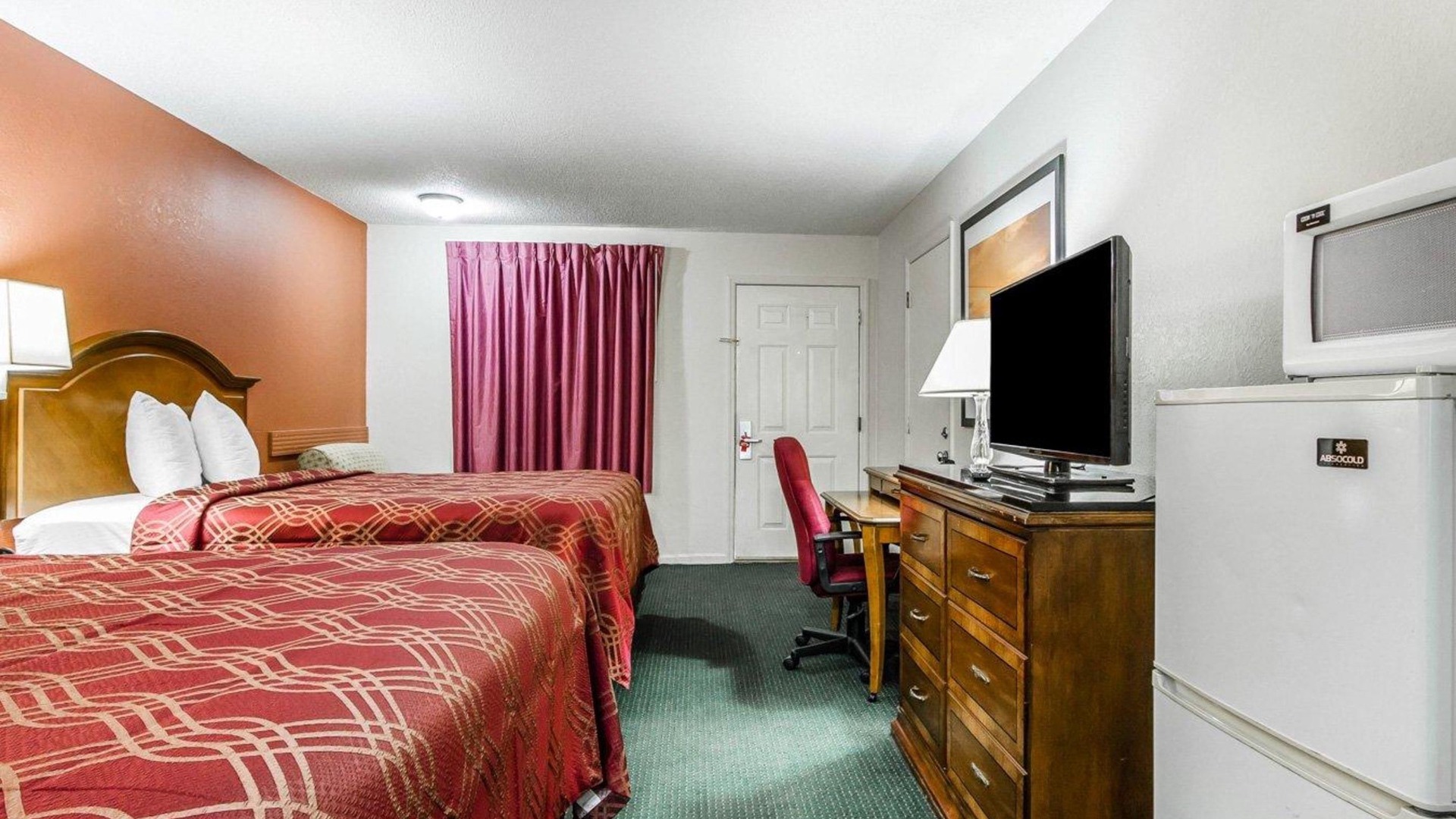 Photo of Bedroom in Enterprise