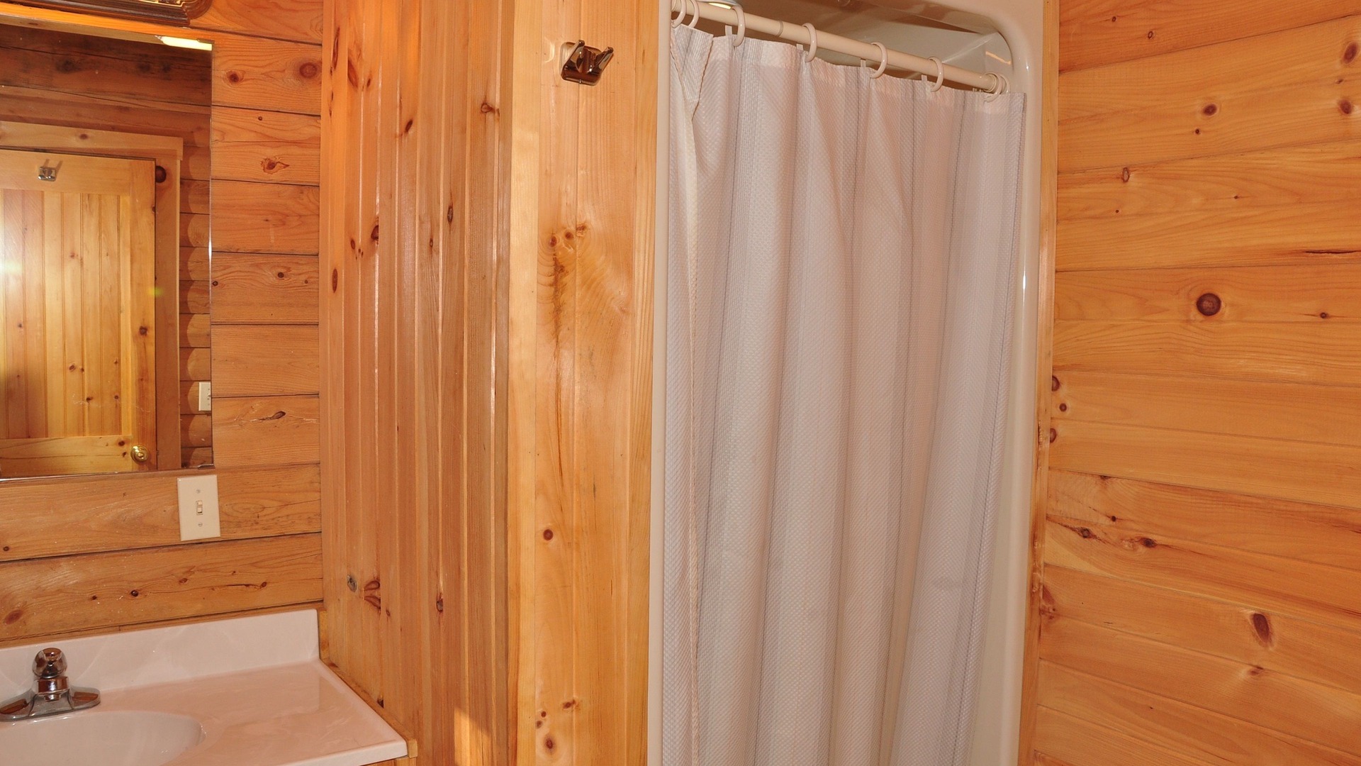 Photo of Bathroom in Sturgeon Bay