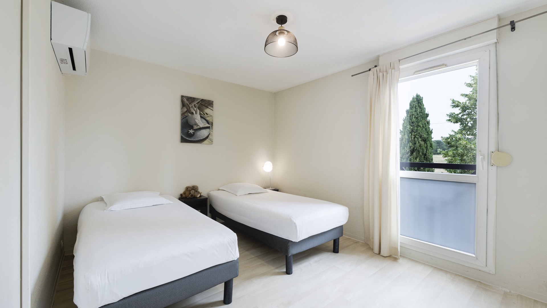Photo of Bedroom in Puyricard