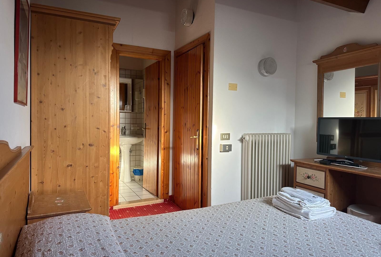 Photo of Bedroom in Foza