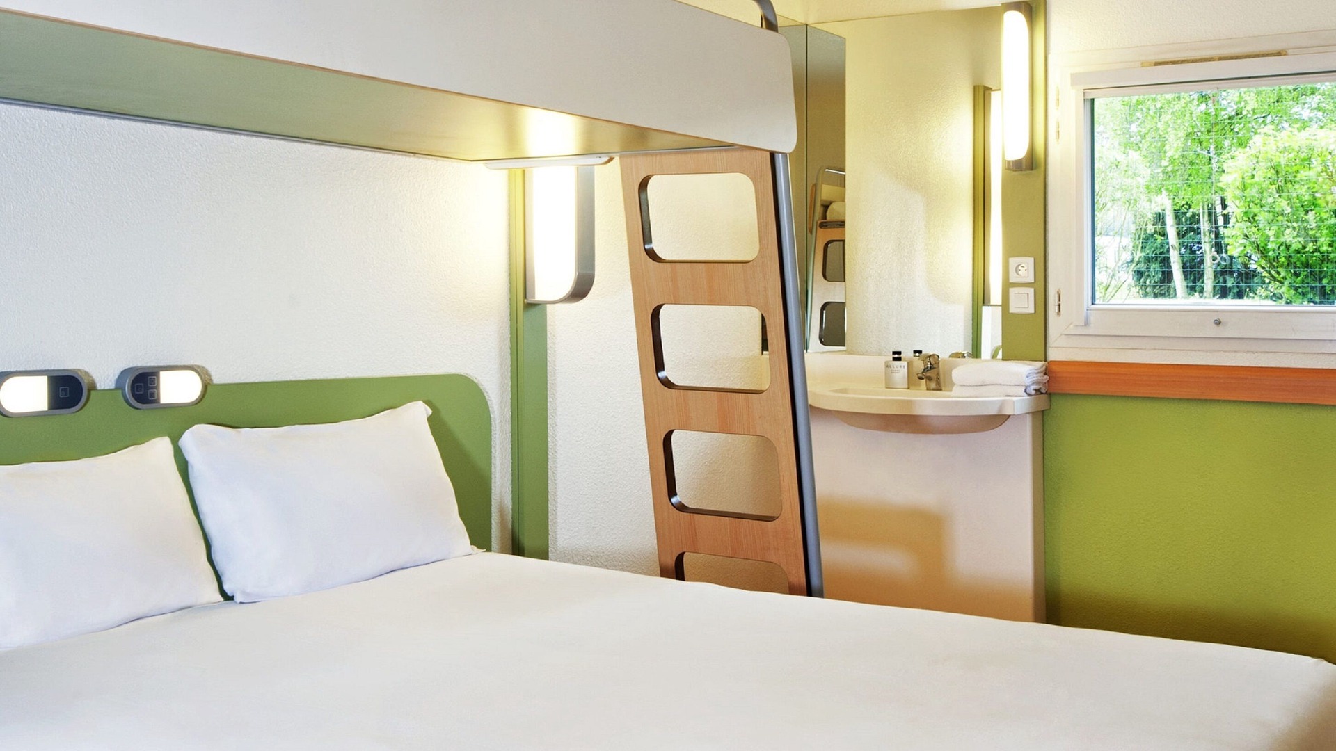 Photo of Bedroom in Orgeval