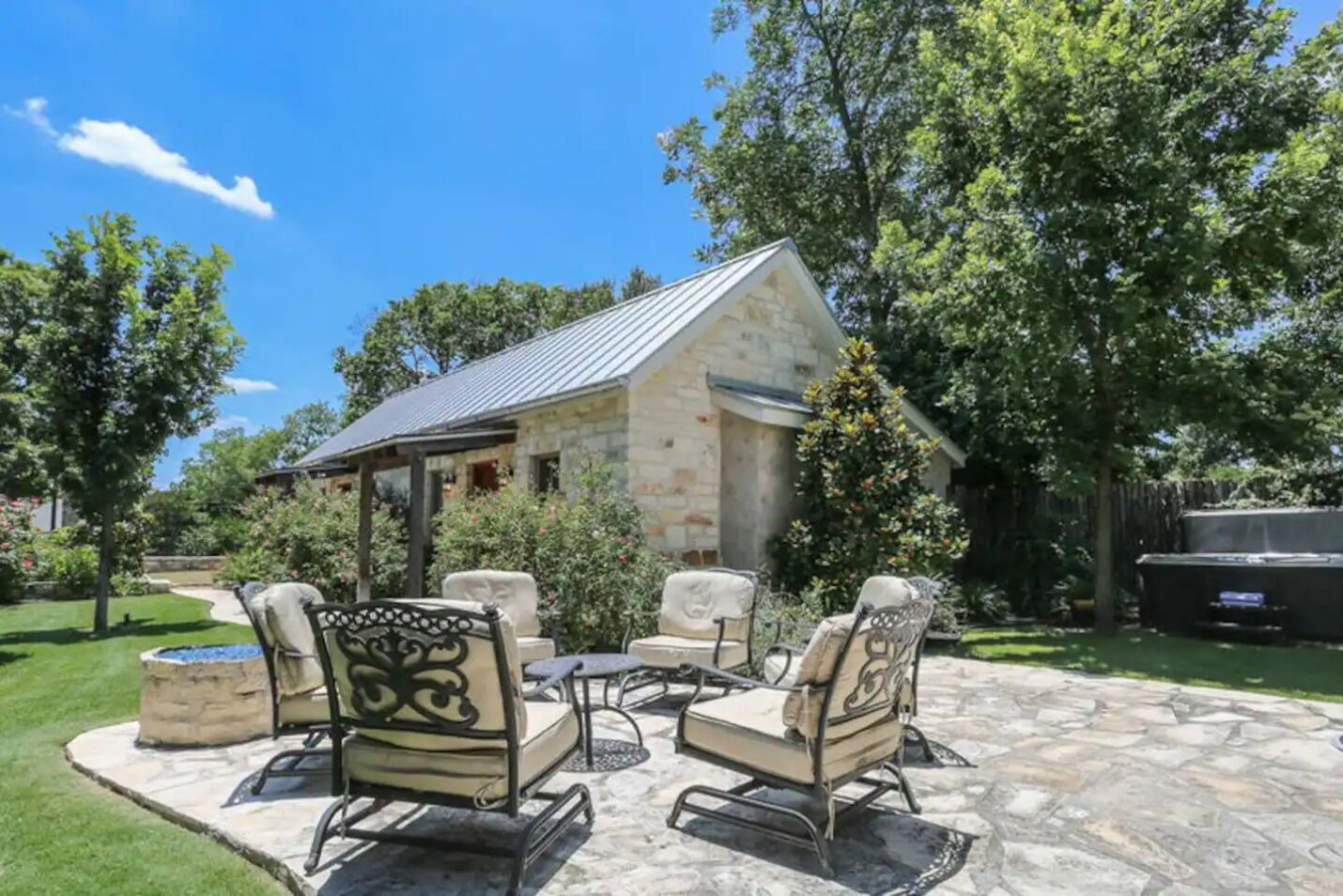 Photo of Patio Balcony in Fredericksburg