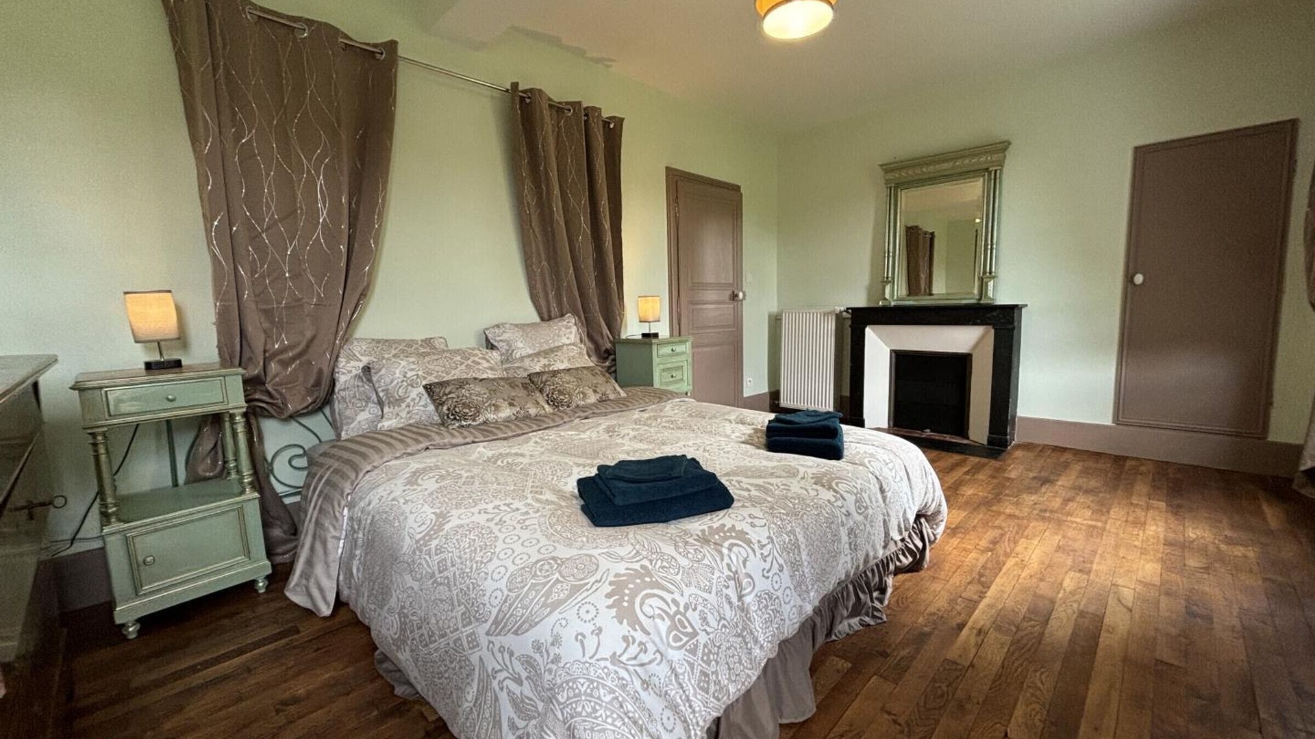 Photo of Bedroom in Jaligny-sur-Besbre