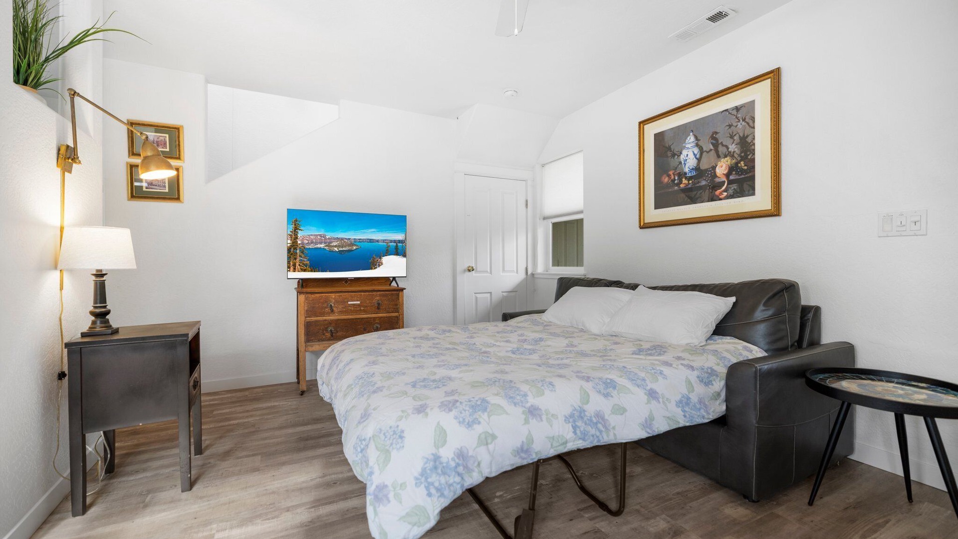 Photo of Bedroom in Ashland