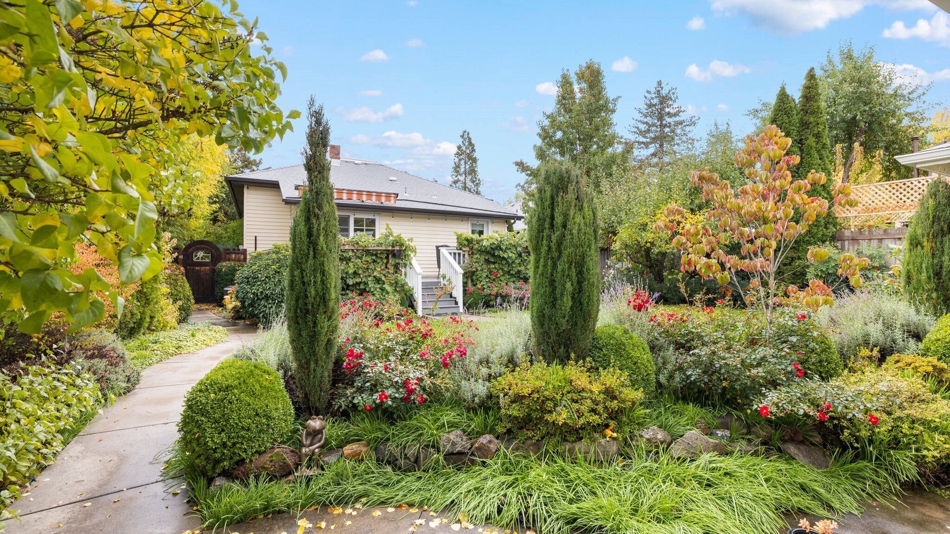 Photo of Outdoor in Ashland