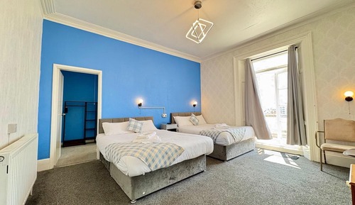 Quadruple Room, Ensuite, Sea View