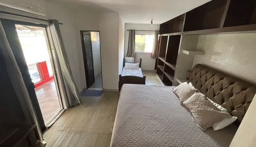 Panoramic Room