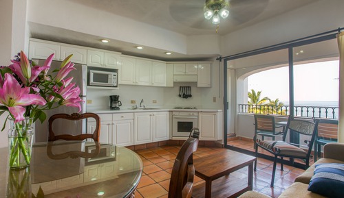 Signature Condo, 2 Bedrooms, Balcony, Ocean View