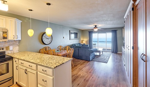Standard Condo, 1 Bedroom, Fireplace, Ocean View