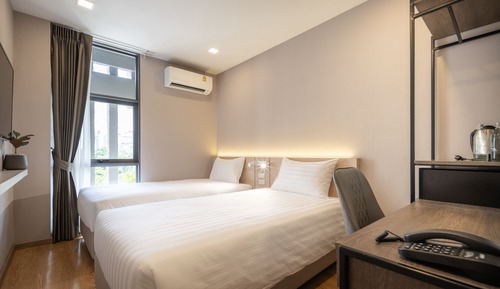 Standard Twin Room