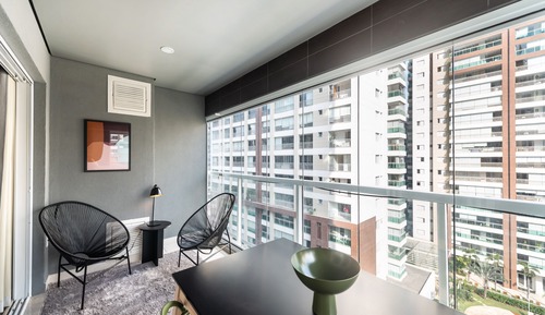 Business Studio Suite, 1 Queen Bed, Kitchen, City View