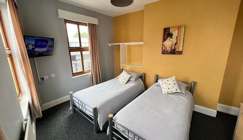 Classic Twin Room