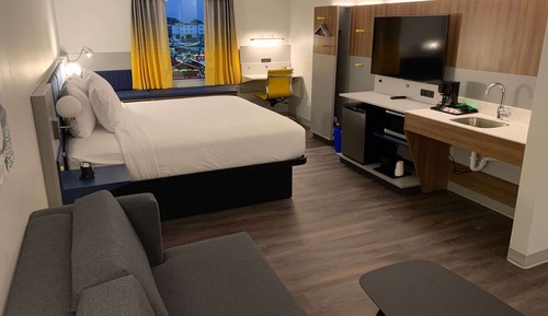 Studio Suite, 1 King Bed, Accessible, Non Smoking (Mobility,Tub w/Grab Bars)