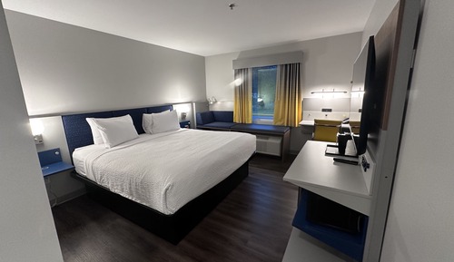 Room, 1 King Bed, Non Smoking