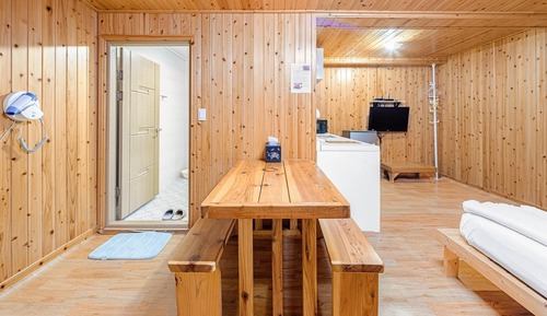 Basic Room, 1 Bedroom (Big Room (102ho))