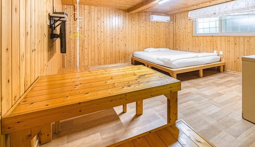 Basic Room, 1 Bedroom (Big Room (103ho))