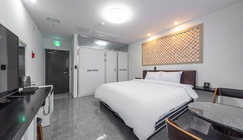 Room (Standard room)