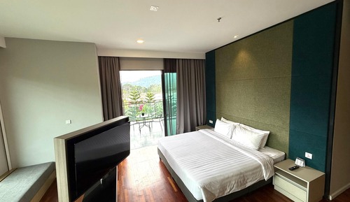 Executive Room