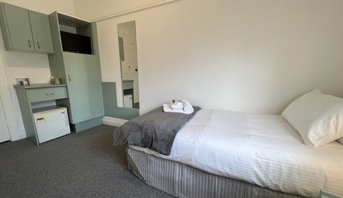 Classic Single Room
