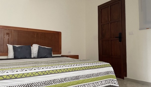Royal Room, Multiple Beds