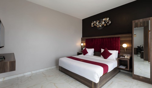 Executive Double Room, 1 King Bed, Bathtub, Lake View