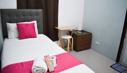 Deluxe Single Room