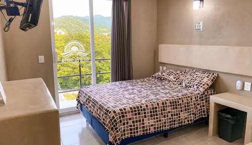 Classic Single Room