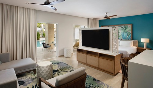 Preferred Club Master Suite Swim Out Villa