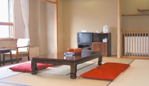 Japanese Style Room (10 Tatami-mats) Shared Bathroom with Private Toilet, Non Smoking