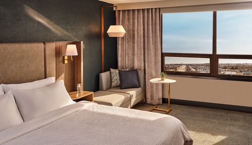 Premium Room, 1 King Bed (Airport View)