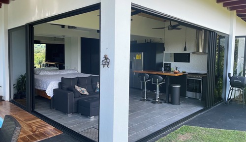 Panoramic Studio Suite, Kitchen, Mountain View