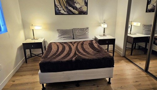 Premier Townhome, 5 Bedrooms