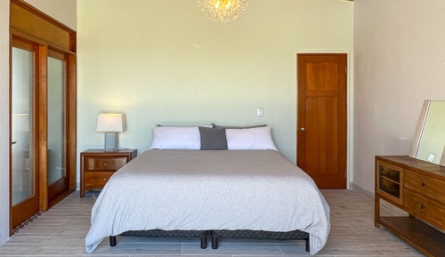Design Room, Vineyard View