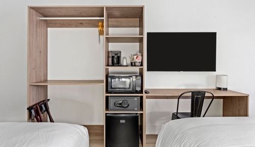 Junior Suite, Multiple Beds, Non Smoking