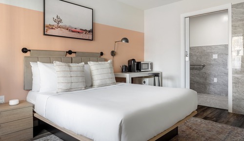 Studio, 1 Queen Bed, Accessible, Non Smoking (Self Check-in with Virtual Front Desk)