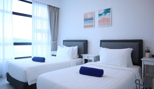 Deluxe Condo