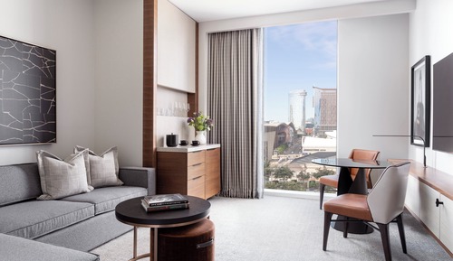 Executive Suite, 2 Double Beds, Pool View