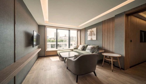 Junior Studio Suite