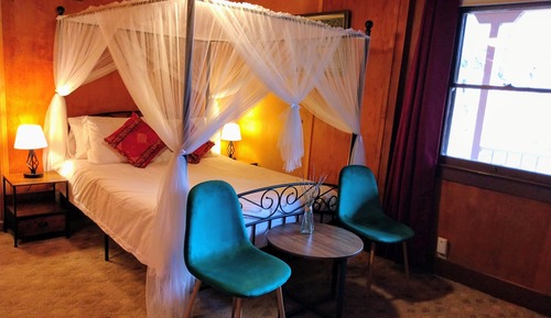 Comfort Room