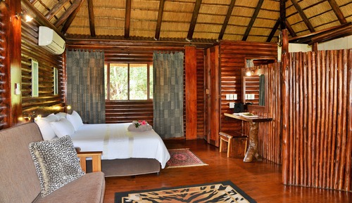 Honeymoon Cabin, 1 Bedroom (Imvubu (Unit No. 4))