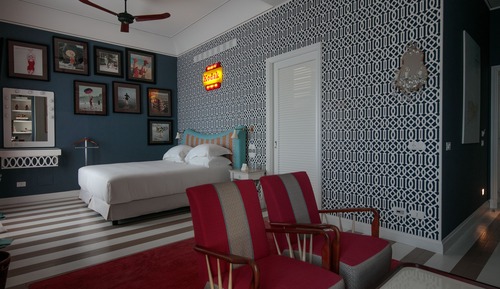 Studio Suite, Sea View