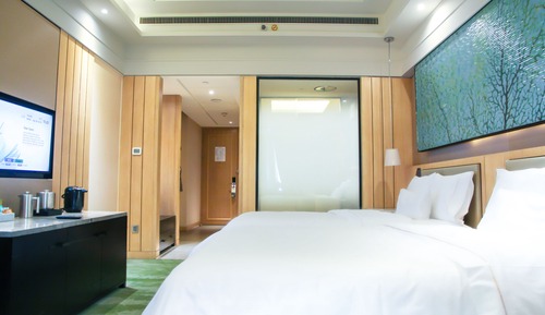 Club Room, 2 Double Beds, City View