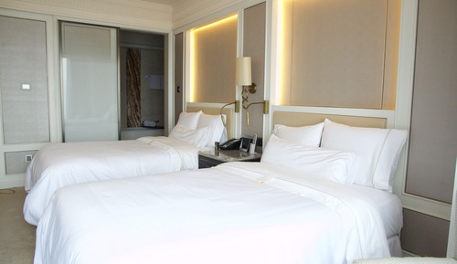 Room, 2 Double Beds, City View
