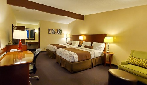 Deluxe Room, 2 Queen Beds, Non Smoking