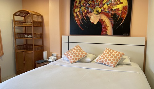 Superior Room, 1 King Bed