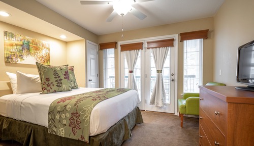 Deluxe Condo, 1 Bedroom, Balcony