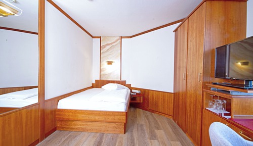 Business Single Room