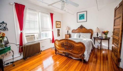 Basic Room, 1 Queen Bed